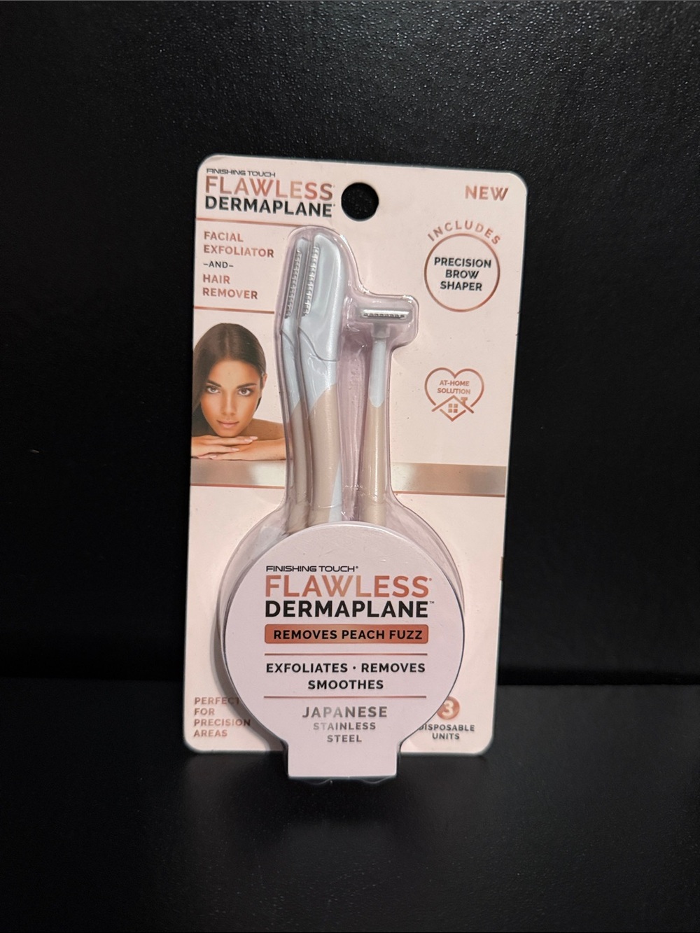 NEW Finishing Touch Flawless Dermaplane Facial Exfoliator & Brow Shaper